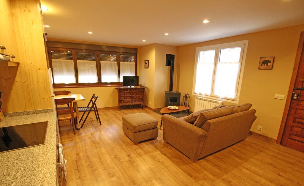 Apartamentos Snoe Mont Romies Salardú Exteriér fotografie